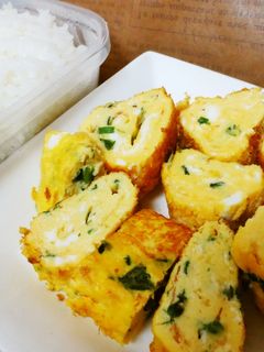 お弁当に☆クリチ入り卵焼き-レシピのメイン写真