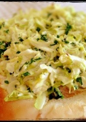 野菜たっぷり！コールスロートースト-レシピのメイン写真