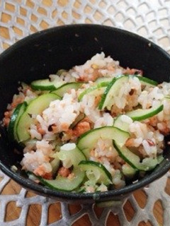 簡単美味!鮭の酢飯ご飯♪母の味-レシピのメイン写真