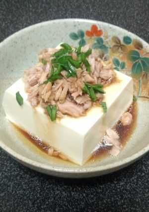★ツナとごま油の冷や奴★-レシピのメイン写真