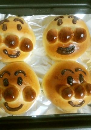 手ごねで楽しく!アンパンマン☆-レシピのメイン写真