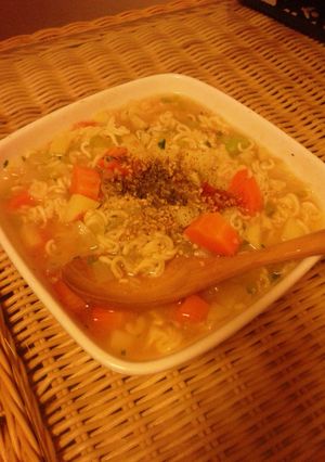 食べる『サッポロ一番塩ラーメン』-レシピのメイン写真