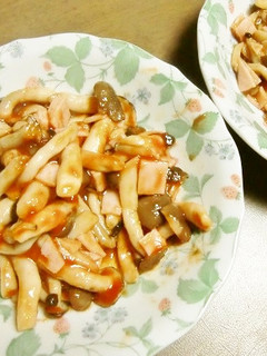 しめじとハムのほんのり甘いケチャップ炒め-レシピのメイン写真
