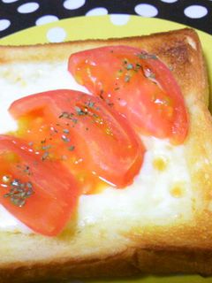 カプレーゼ風トースト-レシピのメイン写真