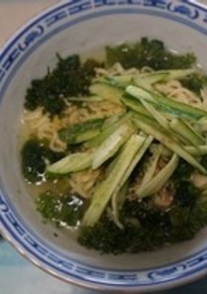 パセリとキュウリの塩らーめん-レシピのメイン写真