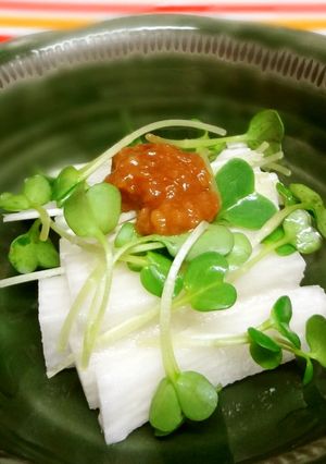☆山芋とかいわれのかき醤油麹和え☆-レシピのメイン写真