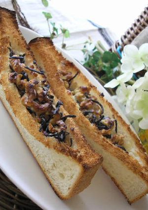 食パンでさくっさく！おつまみ昆布ボート-レシピのメイン写真