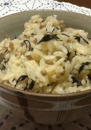『ジューシー』沖縄の炊き込み御飯-レシピのメイン写真