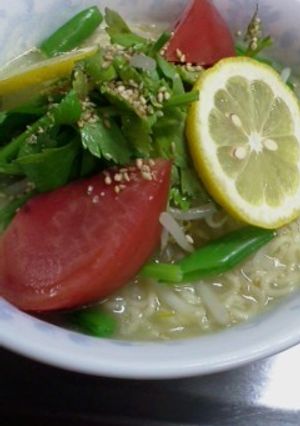サッポロ一番塩deレモン&トマトラーメン-レシピのメイン写真