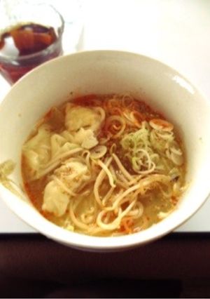 辛旨ッ！サッポロ一番でワンタン麺-レシピのメイン写真