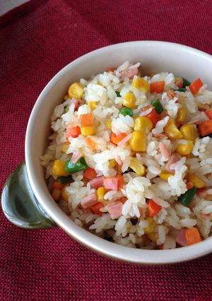 オリーブ油と塩麹でバターピラフ風ご飯☆-レシピのメイン写真