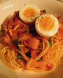 ルッコラとトマトソースのパスタ