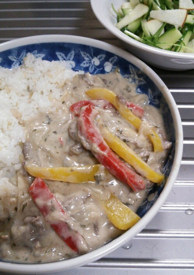 牛乳でビーフストロガノフ-レシピのメイン写真