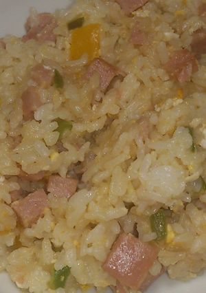 スパムと冷蔵庫の残り物野菜のチャーハン-レシピのメイン写真