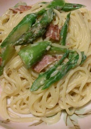 アスパラとベーコンの豆乳カルボナーラ-レシピのメイン写真
