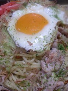 目玉焼きと野菜たっぷり塩焼きそば-レシピのメイン写真