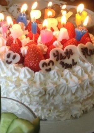 誕生日ケーキ-レシピのメイン写真