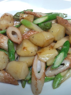 じゃがいもとアスパラとちくわの炒めもの-レシピのメイン写真