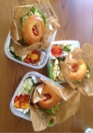 ランチにアボカドのベーグル♪-レシピのメイン写真