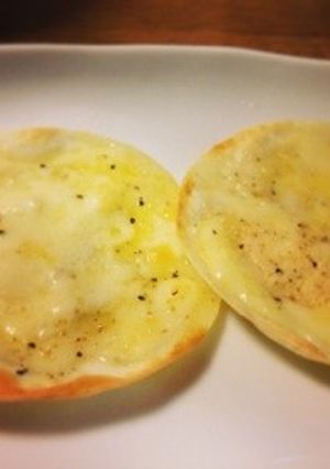 餃子の皮で、チーズパリパリ♪-レシピのメイン写真