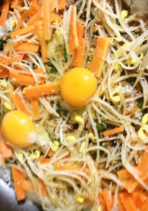 フライパンひとつで石焼ビビンバ-レシピのメイン写真