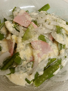 さやえんどうと新玉ねぎのシーザーサラダ-レシピのメイン写真