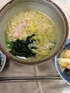 旬のキャベツを入れたラーメン-レシピのメイン写真