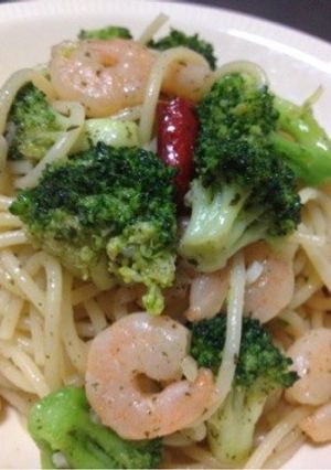 エビとブロッコリーのオイルパスタ-レシピのメイン写真