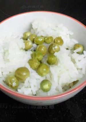 炊飯器にお任せ！グリンピースご飯-レシピのメイン写真