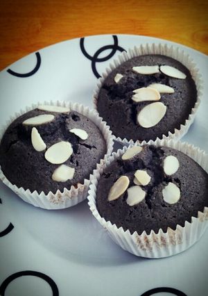簡単！黒ごまカップケーキ-レシピのメイン写真