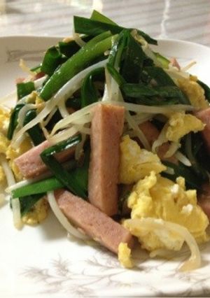 スパムでニラ玉-レシピのメイン写真