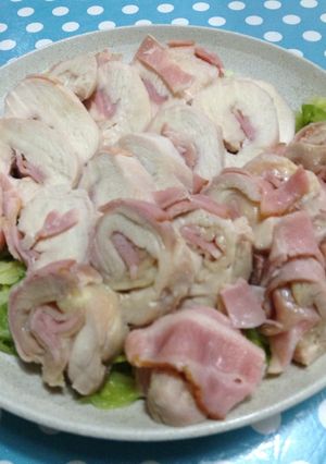 蒸してヘルシー！鶏肉のベーコン巻き-レシピのメイン写真