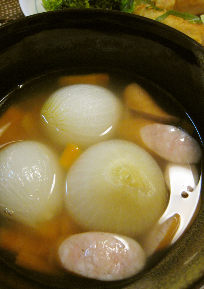 新玉ねぎ丸ごとスープ（泉州黄玉ねぎ使用）-レシピのメイン写真