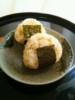 余ったタレとじゃこでおにぎり♪-レシピのメイン写真