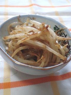 もやしだけで簡単に 『もやしゴマナムル』-レシピのメイン写真