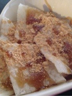 片栗粉、牛乳、砂糖だけでミルク餅もち〜♪-レシピのメイン写真
