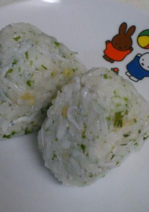 しらすと青のりの天かすおにぎり-レシピのメイン写真