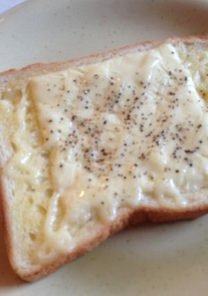 冷凍食パンで作る☆お手軽☆チーズトースト-レシピのメイン写真