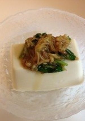 三ツ葉の香り、なめ茸冷奴-レシピのメイン写真