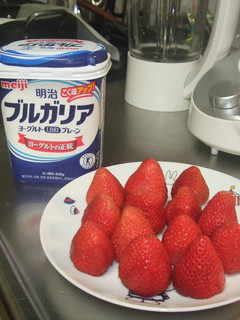 イチゴのヨーグルトドリンク-レシピのメイン写真