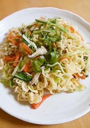 せん切り野菜たっぷりの焼きラーメン☆-レシピのメイン写真