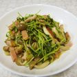 豆苗としめじベーコンのポン酢炒め