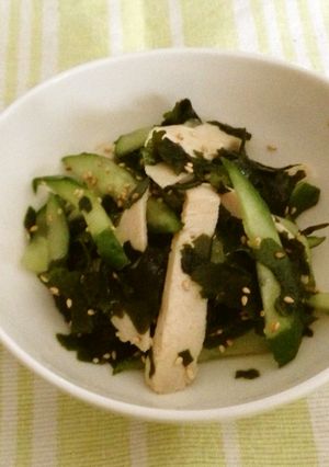 ワカメときゅうり、鶏ハムの中華サラダ♪-レシピのメイン写真