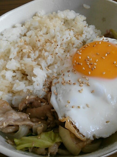 がっつりランチに☆豚のしょうが焼き丼-レシピのメイン写真