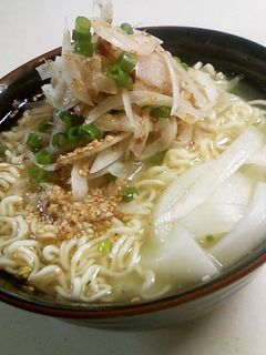 新玉ねぎたっぷり 塩ラーメン-レシピのメイン写真