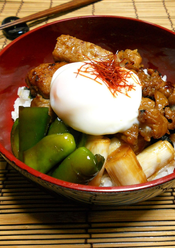 焼き鶏丼☆残った焼き鶏のリメイクに-レシピのメイン写真