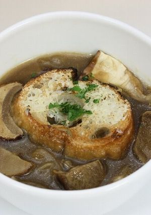 乾燥ポルチーニのオニオンスープ-レシピのメイン写真