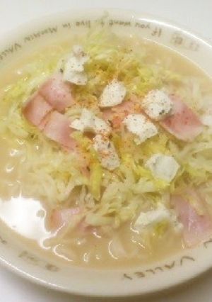 サラダ塩ラーメン（手作りチーズをのせて）-レシピのメイン写真