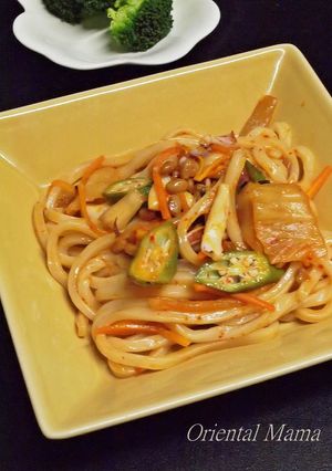 烏賊キムチおくら納豆焼きうど～ん-レシピのメイン写真