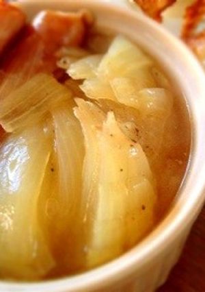 簡単まるごとオニオンスープ-レシピのメイン写真